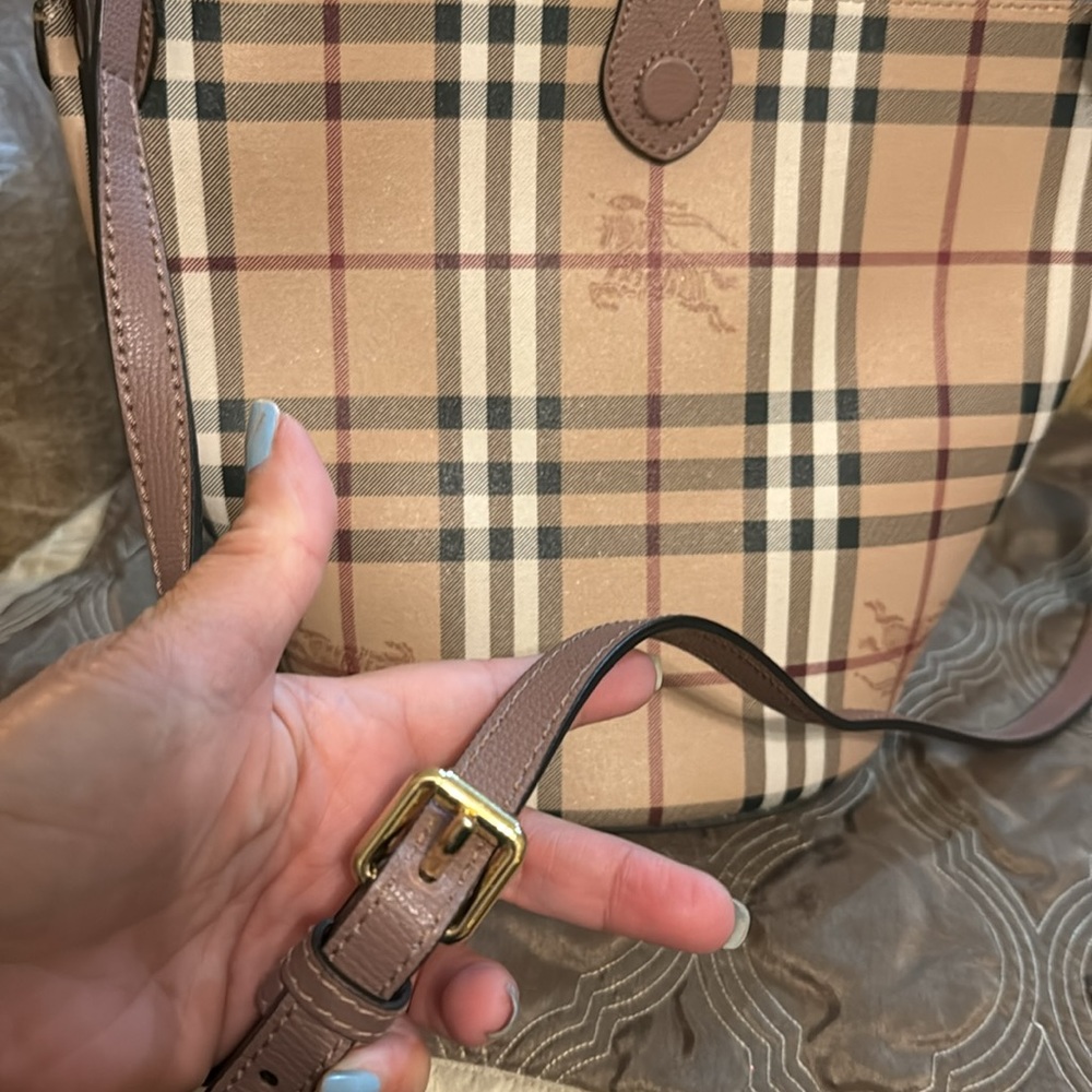 Burberry Bag / crossbody Authentic - Picture 7 of 8